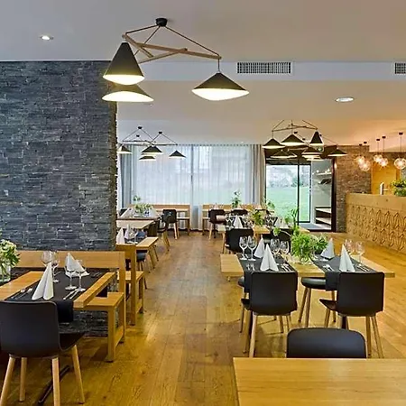 Restaurant Flaschen Hotel *